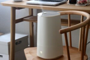 【加湿器でドアに白い汚れ？】「白い粉」の原因と対策-img